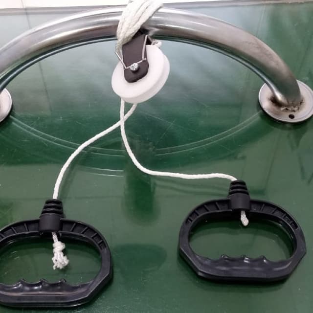 Shoulder pulley